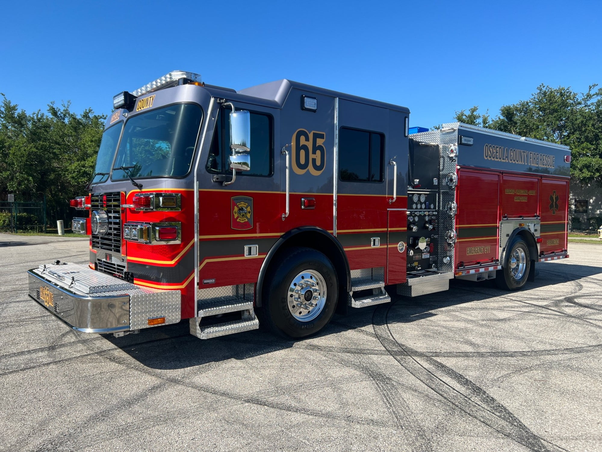 Orlando FL E5 Sutphen pumper Fire Apparatus Slide