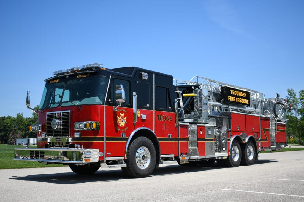 SPH 100 – Tecumseh Fire Department, Ontario